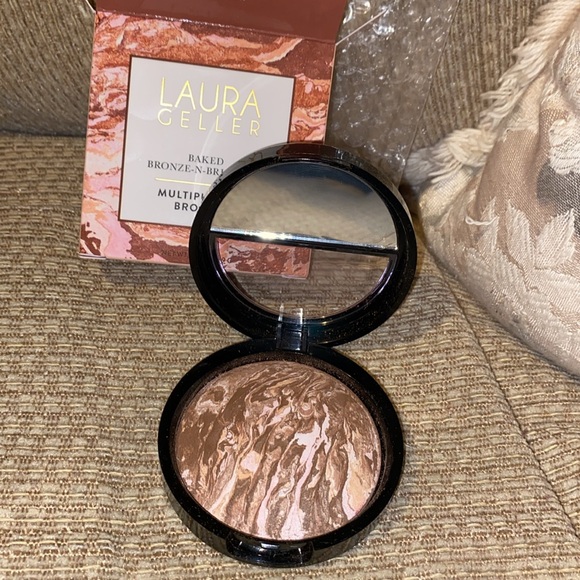 🤎NWT Laura Geller Baked Bronze -N-Brighten Multipurpose Bronzer - Picture 9 of 14